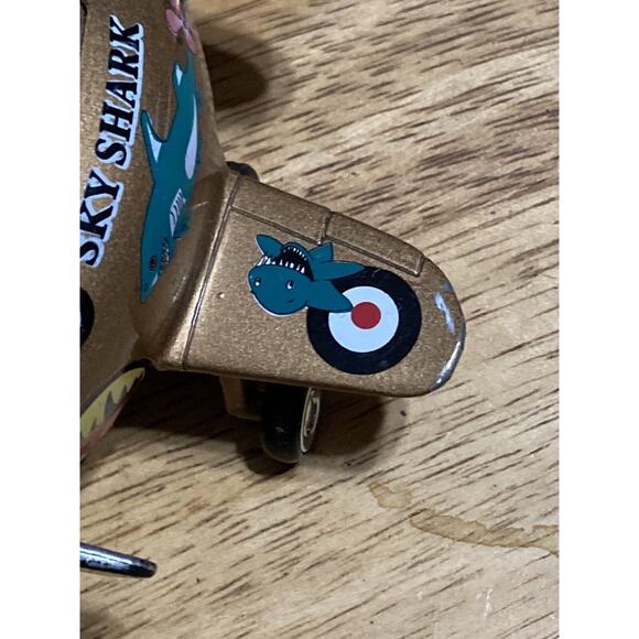 Sky Shark Propeller Plane Toysmith Gold Pull Back Toy - Picture 2 of 7